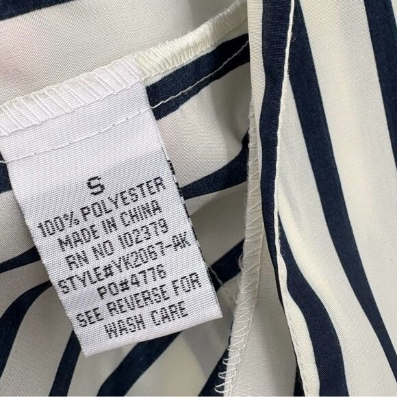 Urban Outfitters Ali & Kris Open Cropped Blazer in Blue Stripe Women’s Size S - Picture 6 of 11